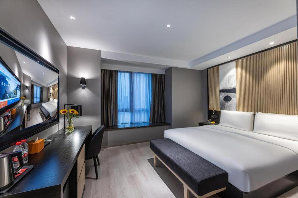 Ji Hotel Shanghai Hongqiao Gubei Fortune Center Xangai Exterior foto